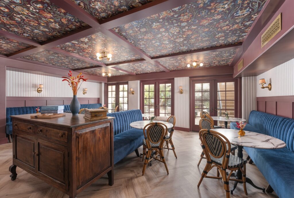 Lobby lounge at Petit Soleil