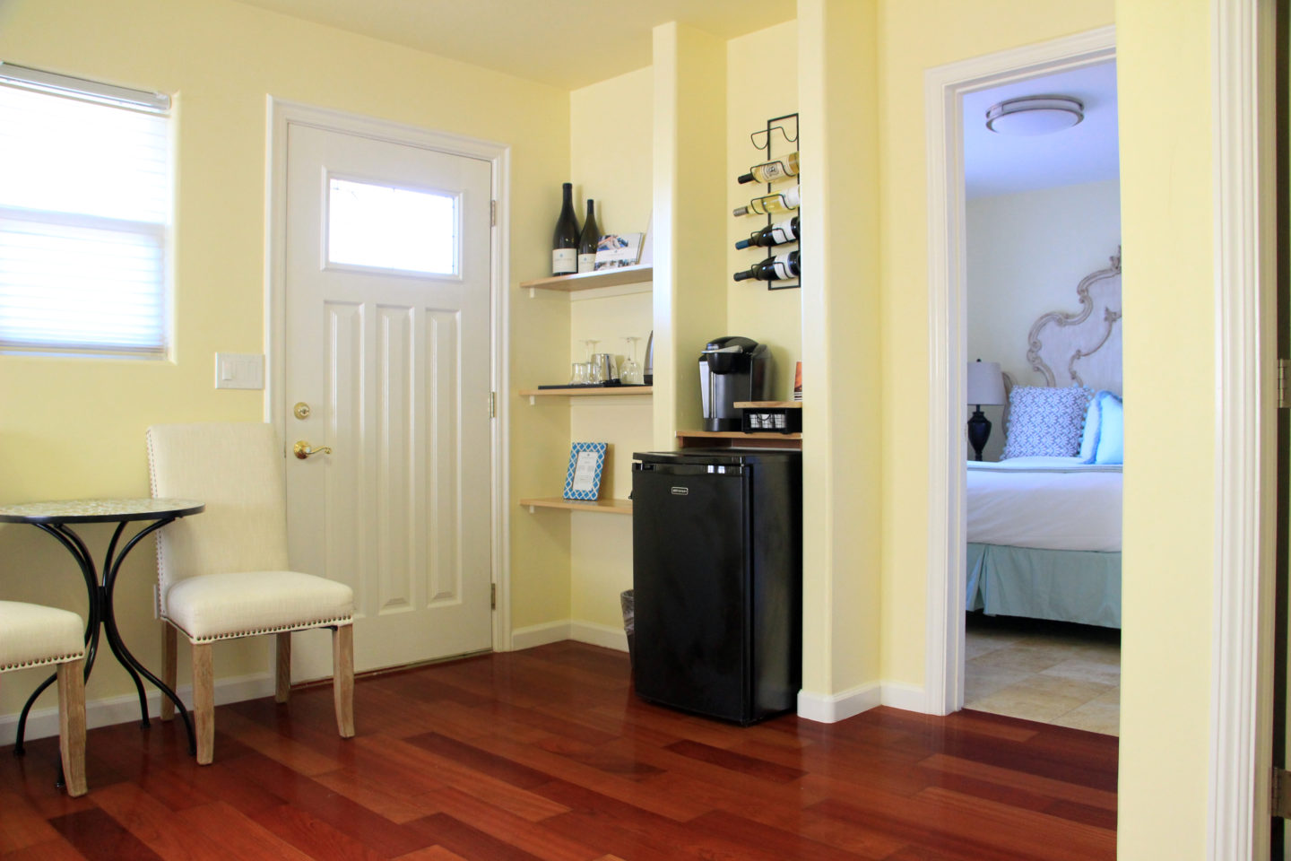 Vendange Carmel guest room