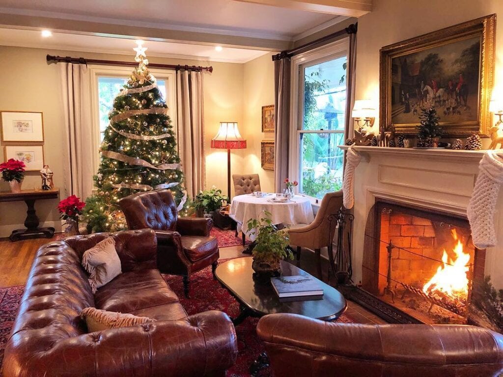 Simpson House Inn decorated for the holidays