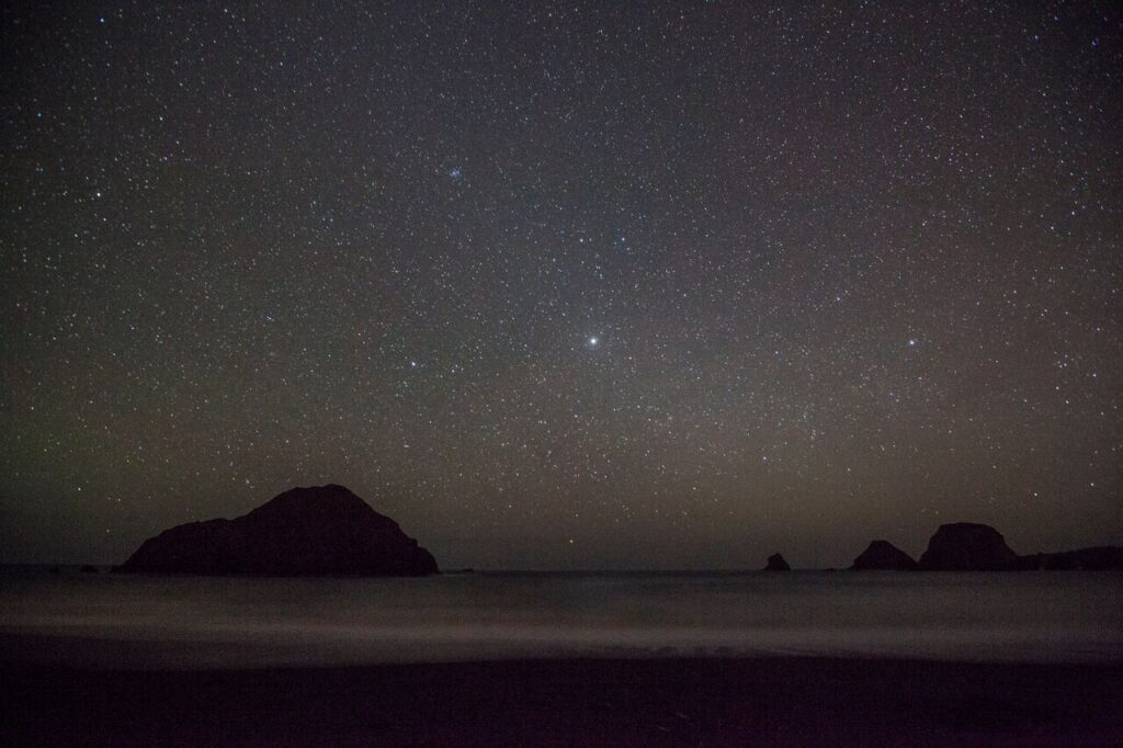View of the stars at Elk Cove Inn & Spa