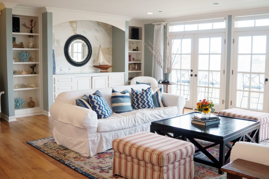 Great room of the Inn at Playa del Rey