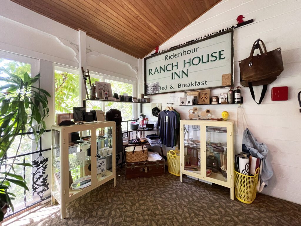 Market at Mine + Farm