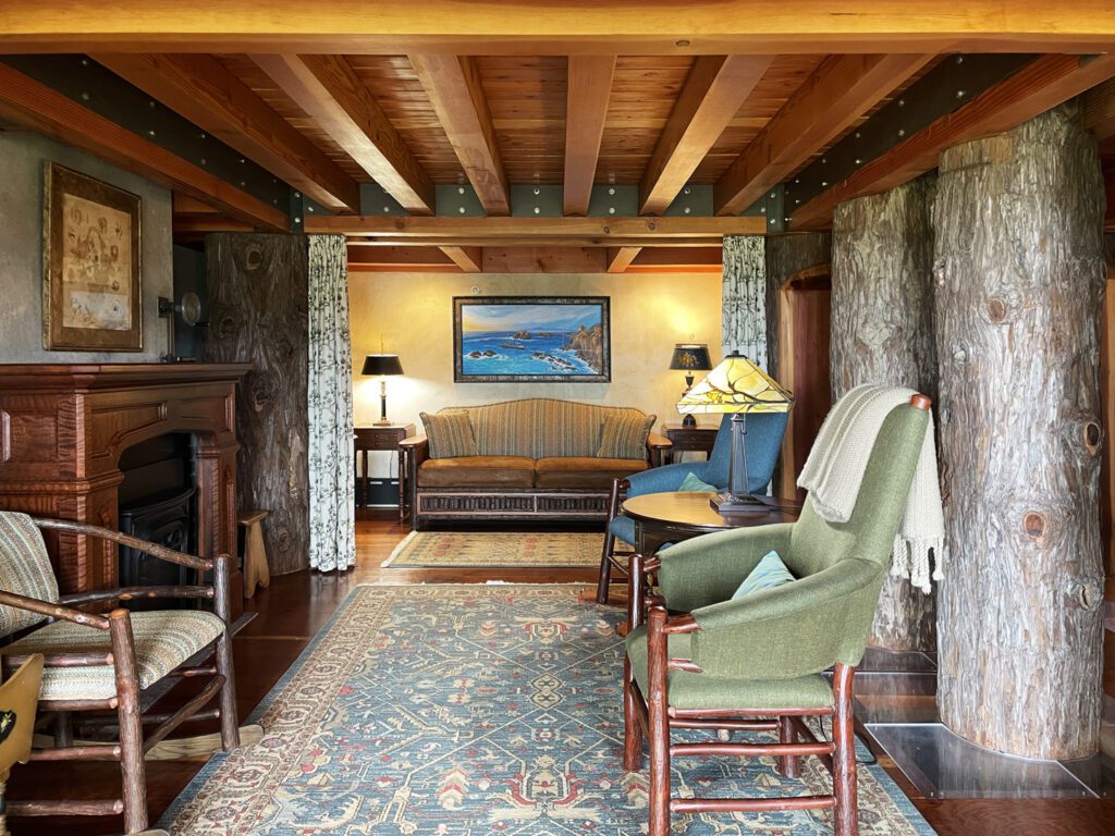 Newport Suite living room