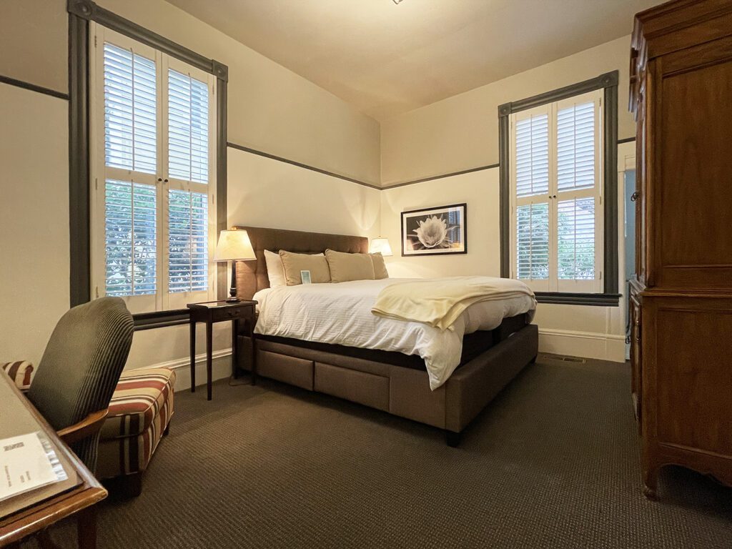 Standard King room at the Upham Hotel