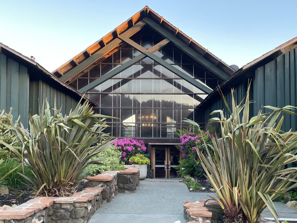 The entrance to Timber Cove Resort