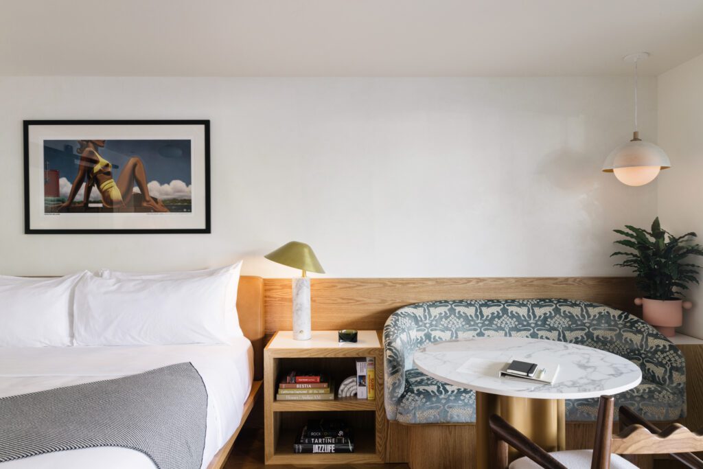 Short Stories junior suite