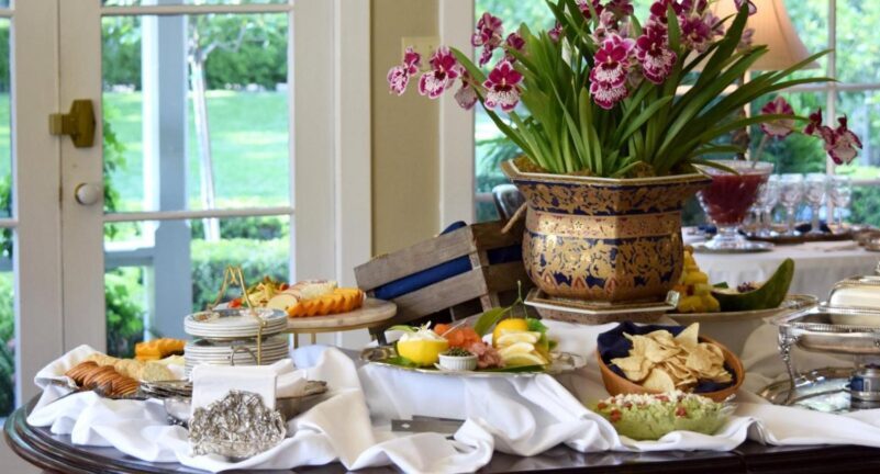 Hors d’oeuvres reception at the Simpson House Inn