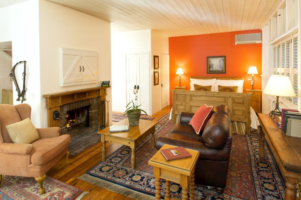 Carriage house guest room at Simpson House Inn