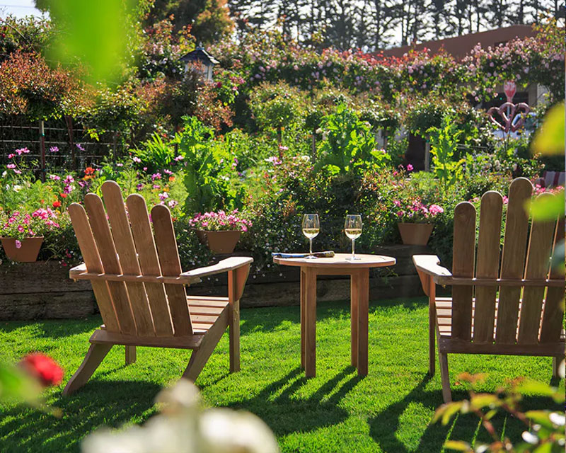 Garden seating at Mill Rose Inn