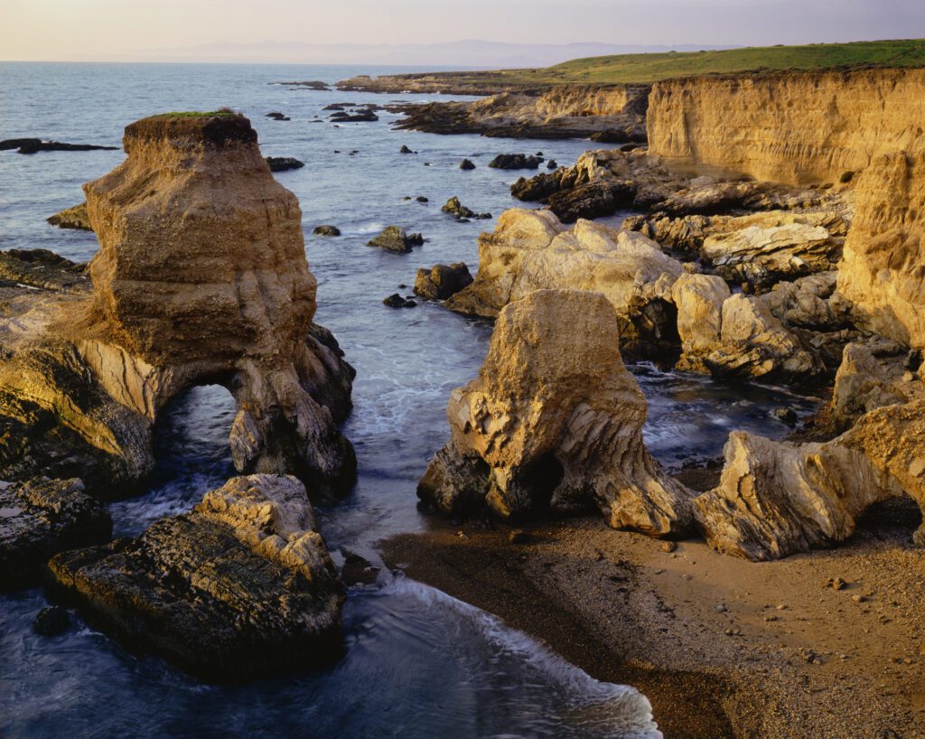 Rugged coastline at Montana De Oro State Park