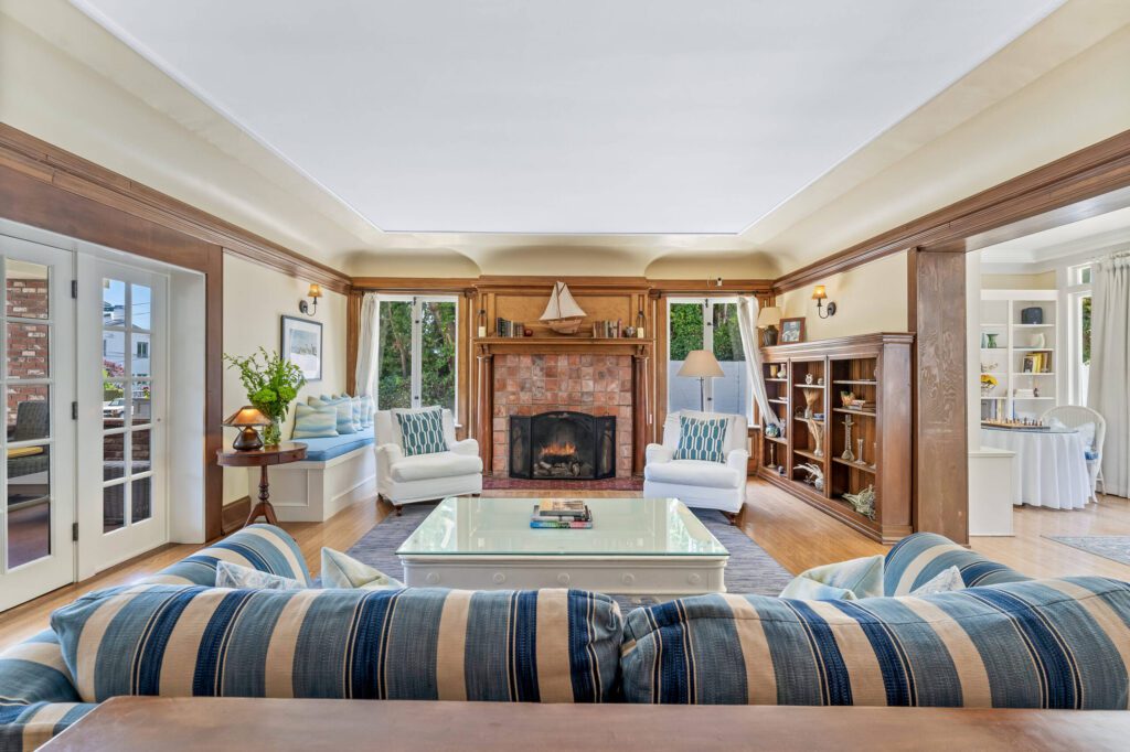 The living room at Channel Road Inn