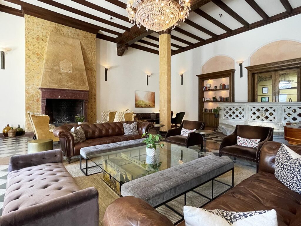 The lobby of the Hotel Normandie