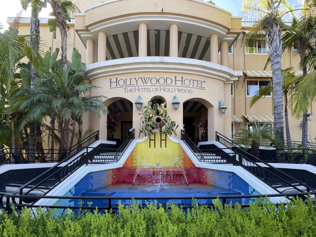 Entrance to the Hollywood Hotel