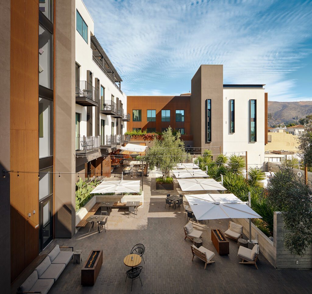 Hotel San Luis Obispo Courtyard,