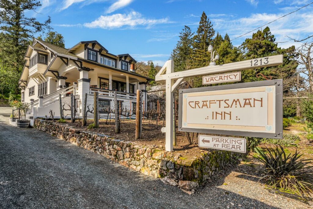 Exterior of the Craftsman Inn